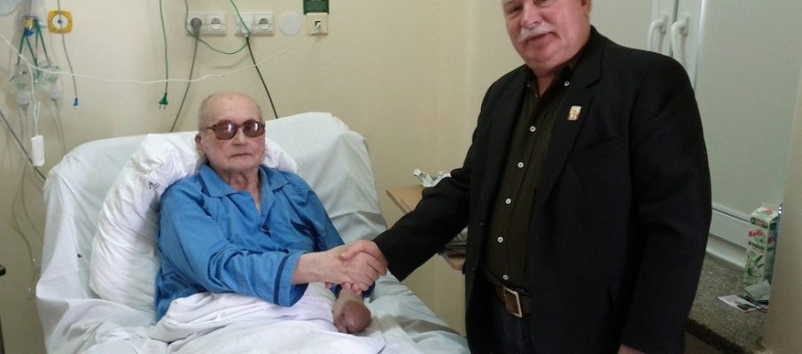 Wojciech Jaruzelski,Lech Walesa La visita di Walesa a Jaruzelski