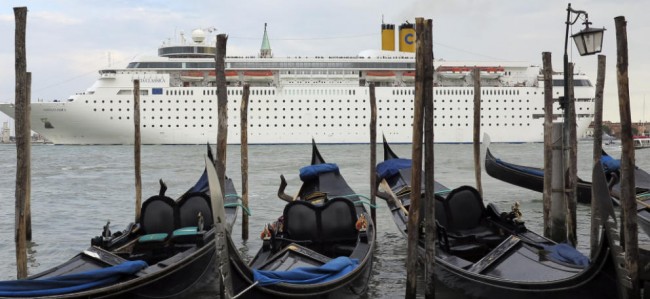 Venice gentrification: economic market dictatorship - See more at: http://www.morethangreen.es/en/venice-gentrification-economic-market-dictatorship/#sthash.6V43ZVi7.dpuf