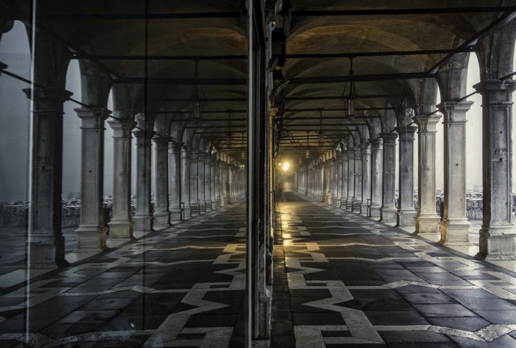 Un' "altra" Venezia di RICCARDO DE CAL. http://www.riccardodecal.com/